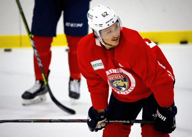 "Panthers" iekļūst Stenlija kausa finālā