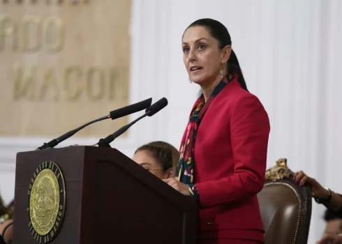 Meksikā par prezidenti pirmo reizi vēsturē kļūst sieviete 