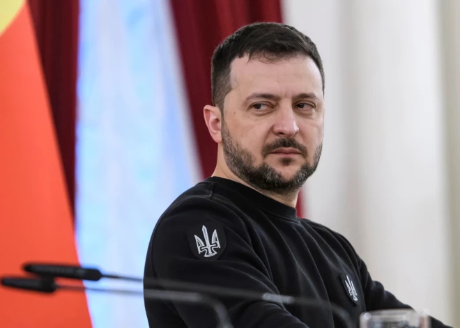 Ķīna noraida Zelenska apsūdzības par citu valstu atrunāšanu no dalības Ukrainas miera samitā