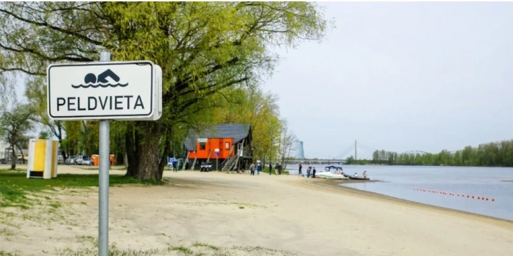 Peldvieta Lucavsalā.