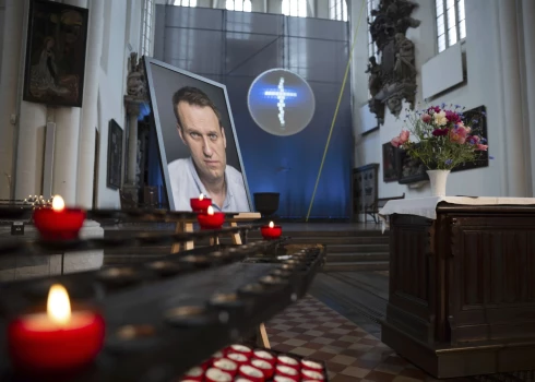 В Берлине прошла панихида в честь дня рождения Алексея Навального