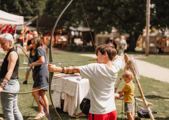 Valmiermuižas etnomūzikas festivāla ģimenes programma – lieliem un maziem izzinātājiem