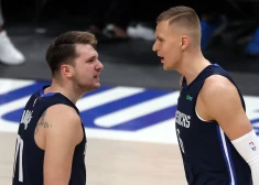 Luka Dončičs un Kristaps Porziņģis.