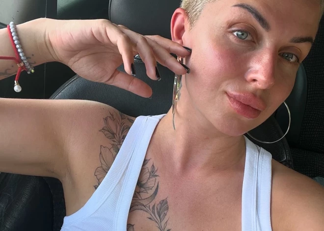 "Jūtos sabradāta, pazemota, izmantota," - ar sāpīgu vēsti klajā nāk Elīna Gluzunova