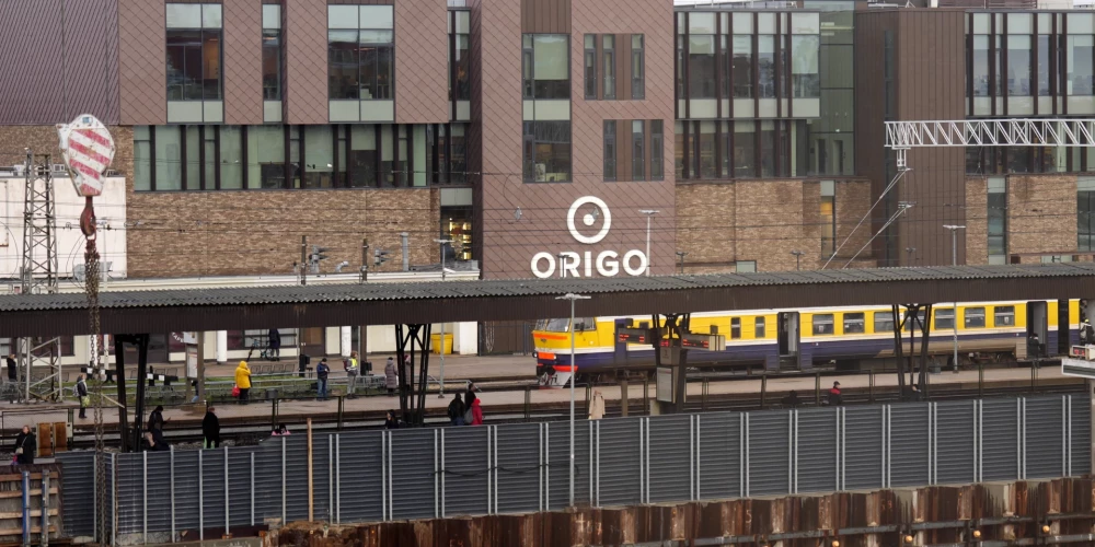 "Rail Baltica" būvlaukums pie Rīgas Centrālās dzelzceļa stacijas un tirdzniecības centra "Origo".