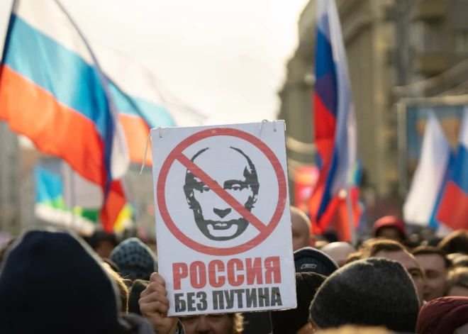 “Ļoti daudz krievu Putinu neatbalsta, tomēr ne visiem ir iespējas aizbraukt!” Krievijas disidente dalās ar piedzīvoto Sanktpēterburgā