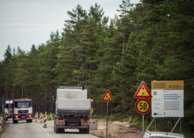 Pie Ventspils notiek ceļu būvdarbi Kolkas un Dundagas virzienā