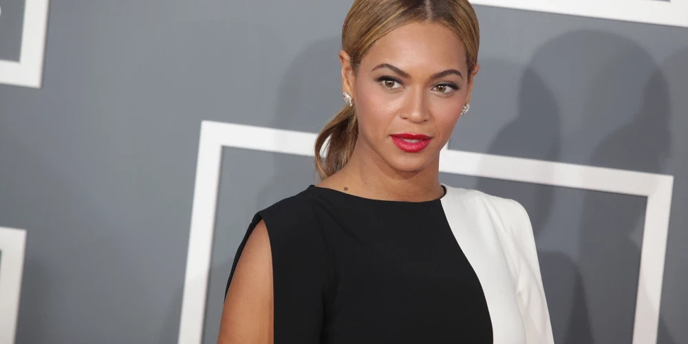 Vai Bejonse slēpjas no sabiedrības?