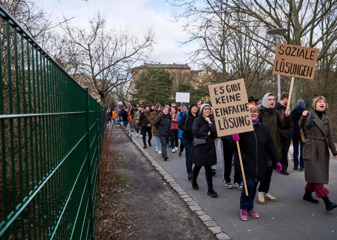 Berlīnē sievietes apdraud izvarotāju bandas