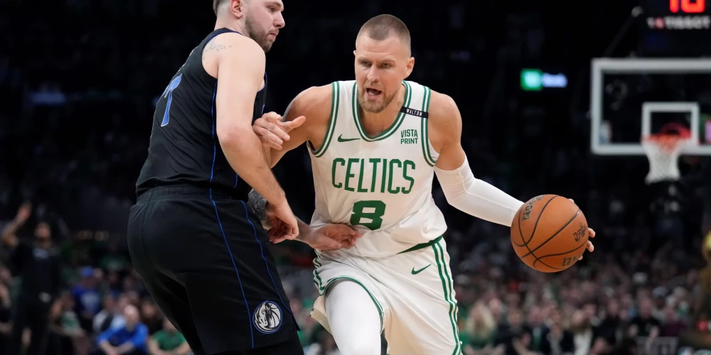 Luka Dončičs pret Kristapu Porziņģi NBA finālsērijas pirmajā spēlē Bostonā