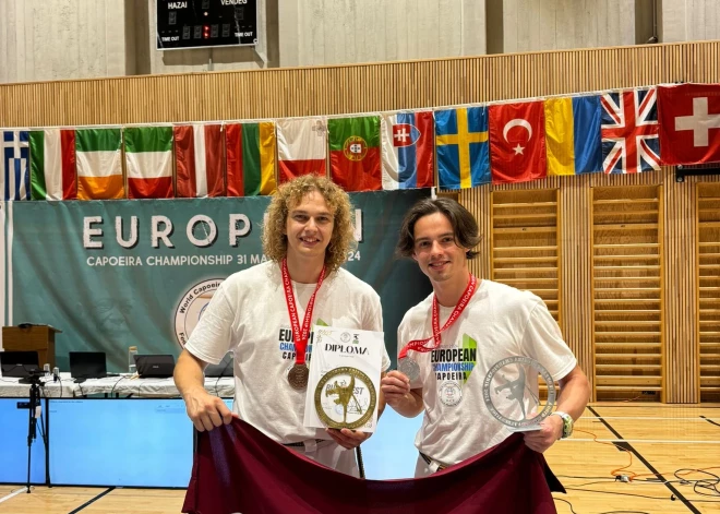 Kapoeiras cīņas mākslas treneri no Latvijas Eiropas čempionātā iegūst sudraba un bronzas medaļas