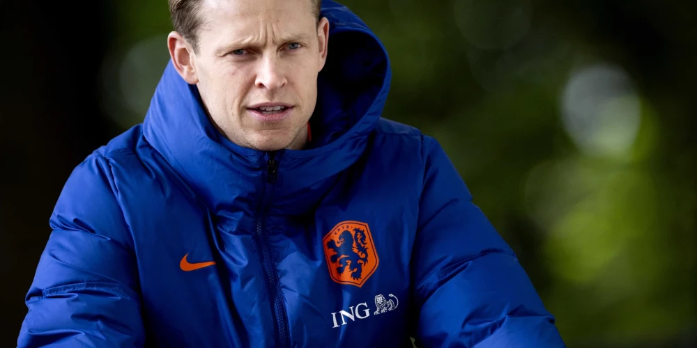 De Jongs tomēr nevarēs palīdzēt Nīderlandes izlasei Eiropas čempionātā