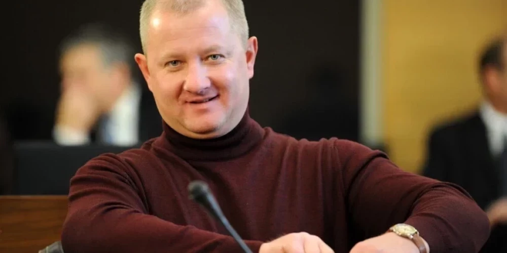 Kremļa propaganda gavilē - Krievijas atbalstītājs, aktīvists Igors Kuzmuks sakāvis Latvijas prokuratūru