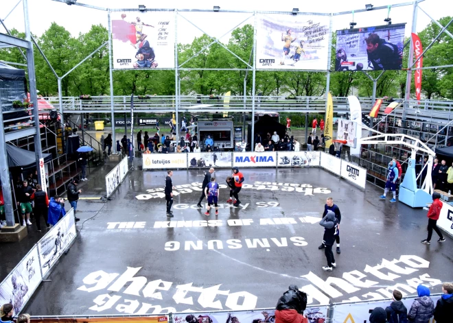 Nu jau pagātne? Grīziņkalna sporta kompleksā, notiek jaunās ielu sporta un kultūras kustības "Ghetto Games" sezonas atklāšanas pasākums un "Ghetto Basket" turnīrs.