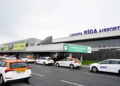 Rīgas lidostā uz laiku apturēta gaisa satiksme - trajektorijā uz to konstatēts drons