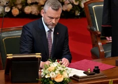 Slovākijas prezidenta amatā stājies prokrieviskā Fico sabiedrotais Pellegrīni