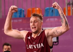 Latvijas 3x3 basketbolistiem uzvarētas pirmās divas kvalifikācijas spēles

