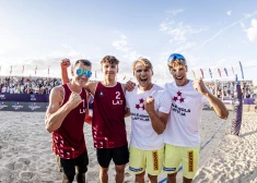 Latvijas pludmales volejbolisti Majoros sasniedz olimpisko spēļu kvalifikācijas pusfinālu