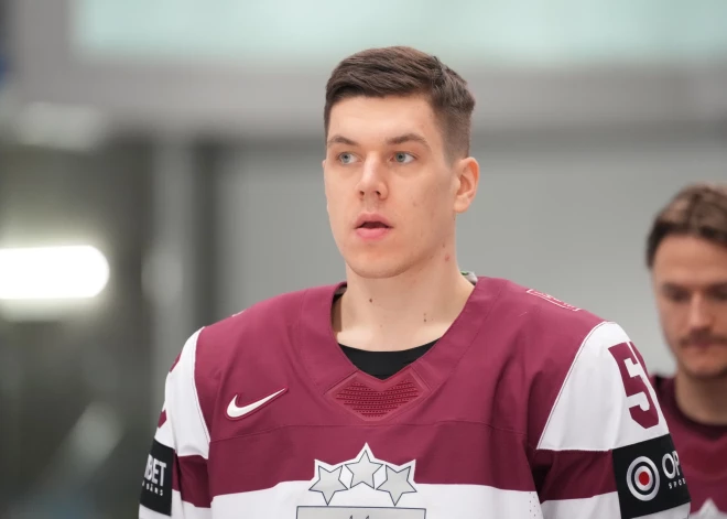 Roberts Mamčics karjeru turpinās vienā komandā ar Jaku