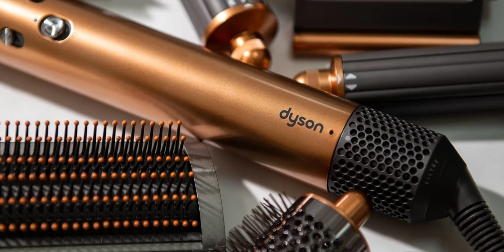 Krāpnieki pievērsušies arī “Dyson” matu veidošanas ierīces viltošanai