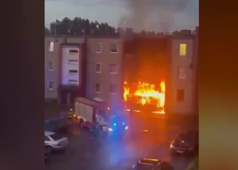 Пожар в Сигулдском крае: жители дома оказались в центре драматических событий