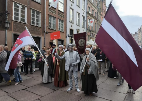 FOTO: brīvdienās Hanzas dienās Gdaņskā piedalās arī Vidzemes pārstāvji
