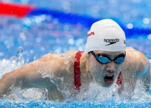 Ķīna uz Parīzes olimpiskajām spēlēm dosies ar virkni dopinga skandālā ierautiem peldētājiem