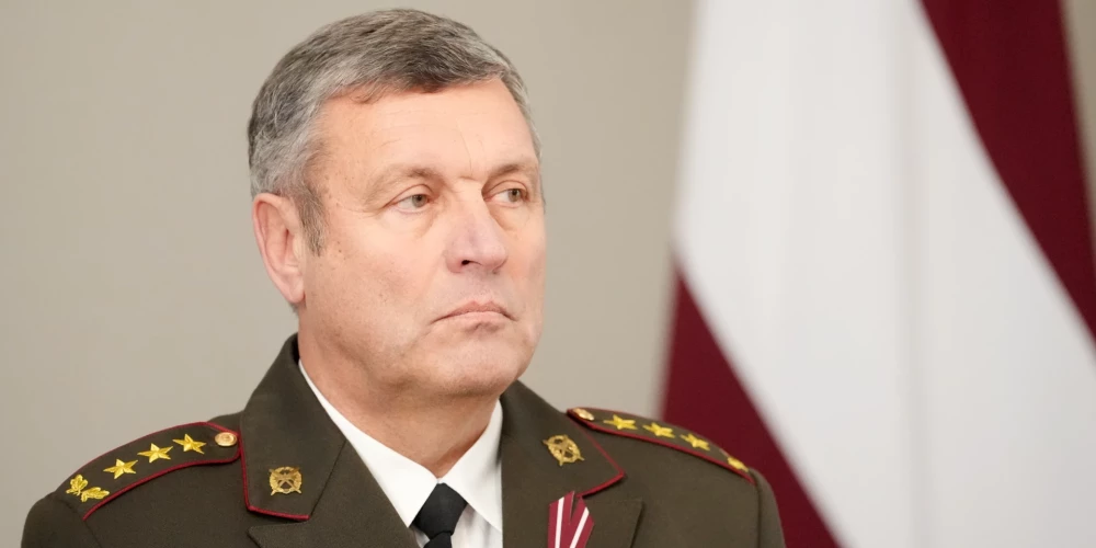 Patreizējais Nacionālo bruņoto spēku komandieris ģenerālleitnants Leonīds Kalniņš.