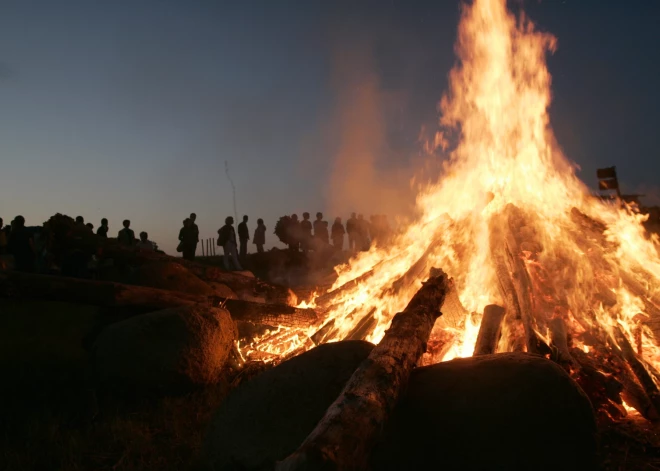 Jaunākā prognoze par laikapstākļiem Jāņos neliek vilties