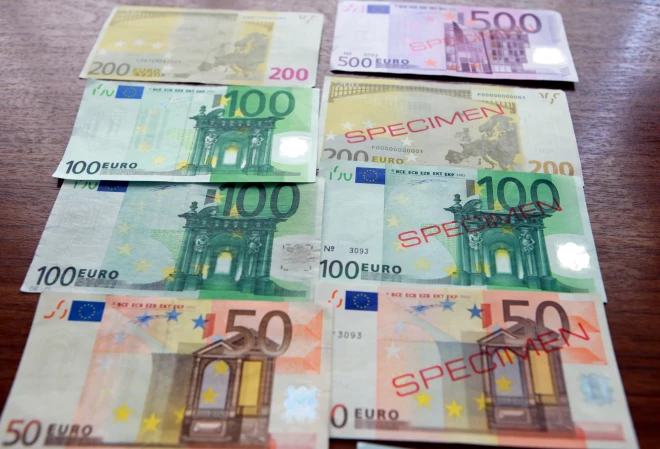 Eiro banknošu paraugi.