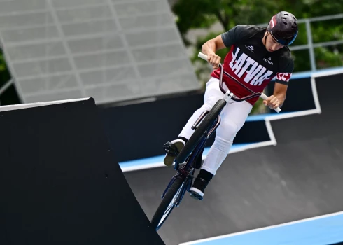 BMX frīstaila braucējs Zēbolds izcīna 12. vietu olimpisko spēļu kvalifikācijā 