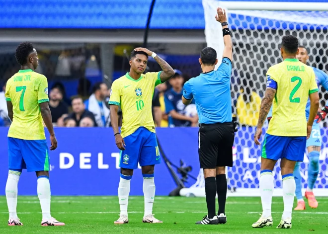 Brazīlijai "Copa America" spēlē neizšķirts ar Kostariku; Kolumbija apspēlē Paragvaju