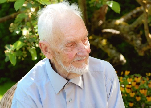 Каково это - прожить 100 лет? Житель Добеле Лаймон делится историей своей жизни