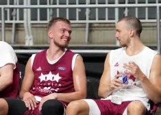 Latvijas basketbola izlasei vienīgā atrādīšanās saviem skatītītājiem pirms olimpiskās kvalifikācijas