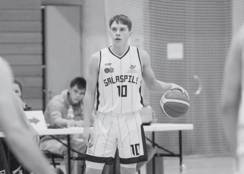 Jaunieša dzīvība aprāvās ceļa negadījumā.