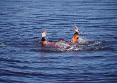 Aizvadītajā dienā Latvijā no ūdenstilpnēm izvilkti 4 noslīkuši cilvēki