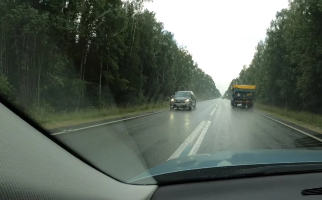 Sen zināms, ka vasarā ar personīgajiem auto braucam biežāk, tālāk un, ko tur liegties, arī ātrāk nekā ziemā. 