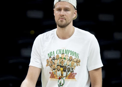 NBA čempions Kristaps Porziņģis ne vien nevarēs palīdzēt Latvijas izlasei šovasar, bet arī Bostonas "Celtics" komandai gana lielā daļā sezonas.