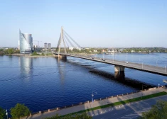 Satiksmes ierobežojumi plānoti Zemitāna un Vanšu tiltiem būvniecības laikā