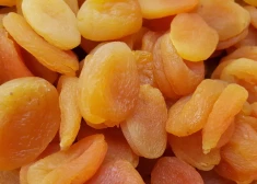 Ievedot žāvētas aprikozes no Afganistānas, PVD konstatē marķējumā nenorādītu alergēnu
