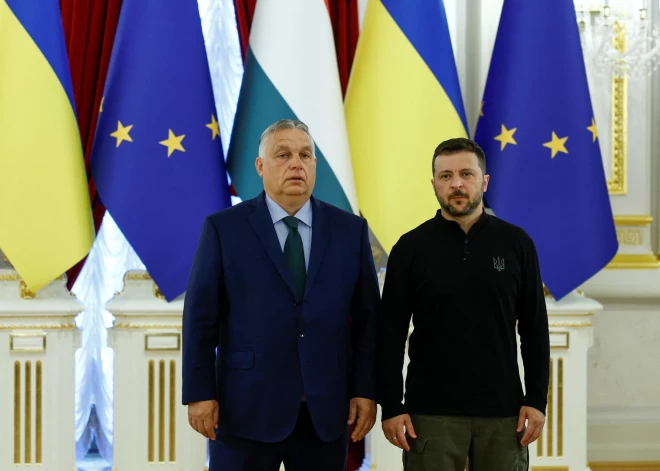 "Пророссийский" премьер Венгрии Орбан прибыл с визитом в Киев и провел переговоры с Зеленским