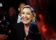 Francijas galēji labējā partija izveido ministru komandu, gatavojoties jaunai valdībai