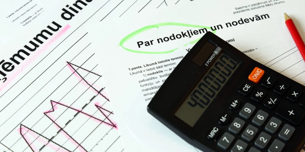 В целом в 2024 году налоговые поступления запланированы в размере 14,656 млрд евро.