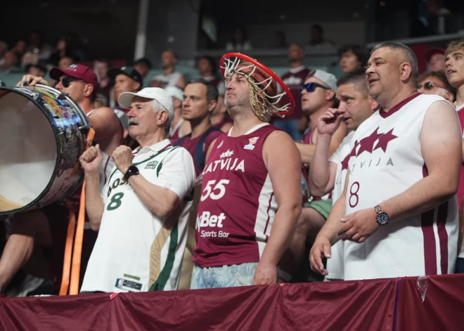 Latvijas basketbola izlase olimpiskās kvalifikācijas mačā ar 80:89 negaidīti piekāpās Filipīnu basketbolistiem.