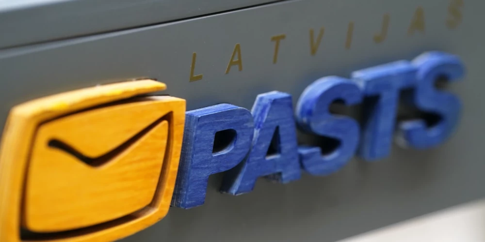 VAS "Latvijas pasts" logo.