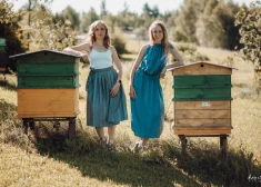 Latvija var! Ar divu māsu rūpēm Vecpiebalgas bites gādā par smukumu