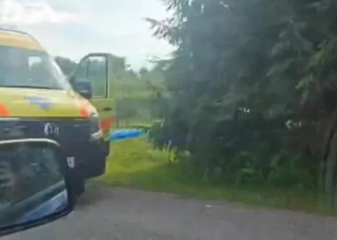 Три человека погибли в результате аварии.