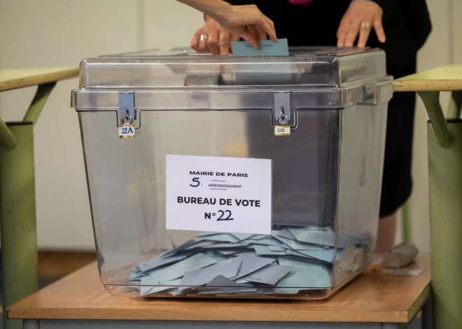 Стали известны результаты парламентских выборов во Франции