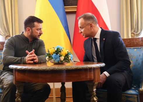 Polija un Ukraina paraksta vienošanos par sadarbību aizsardzībā