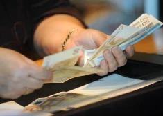 Экономист: зарплаты клиентов Swedbank в этом году выросли в среднем на 8,8%